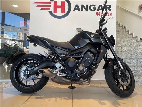 YAMAHA MT-09 